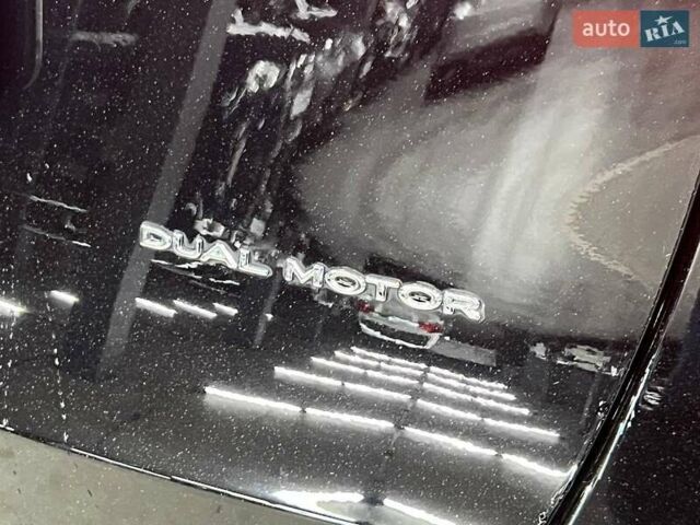 Черный Тесла Model Y, объемом двигателя 0 л и пробегом 5 тыс. км за 32000 $, фото 8 на Automoto.ua