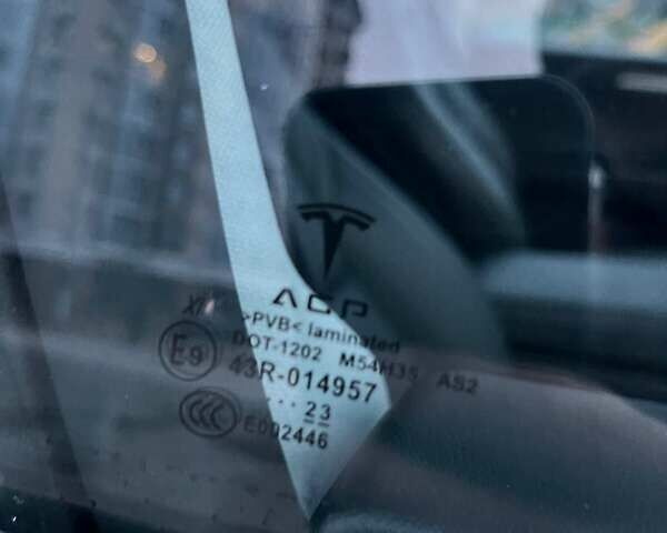 Чорний Тесла Model Y, об'ємом двигуна 0 л та пробігом 60 тис. км за 25950 $, фото 18 на Automoto.ua