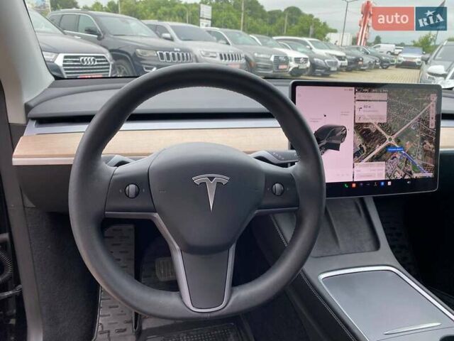Чорний Тесла Model Y, об'ємом двигуна 0 л та пробігом 78 тис. км за 27300 $, фото 10 на Automoto.ua