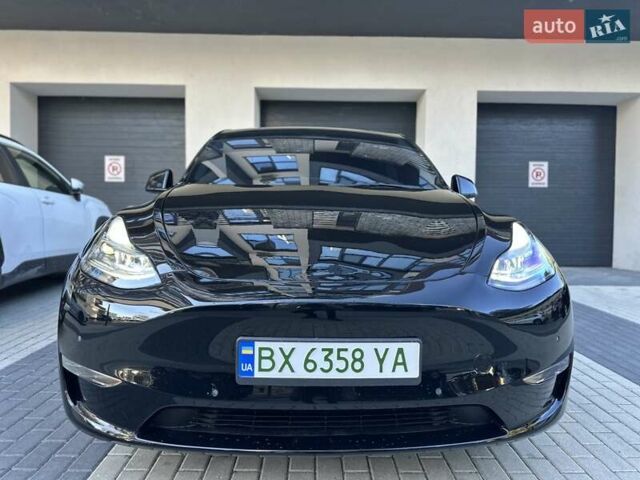 Черный Тесла Model Y, объемом двигателя 0 л и пробегом 65 тыс. км за 25555 $, фото 10 на Automoto.ua