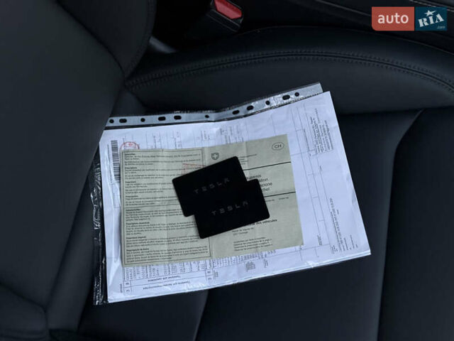 Черный Тесла Model Y, объемом двигателя 0 л и пробегом 35 тыс. км за 25900 $, фото 23 на Automoto.ua