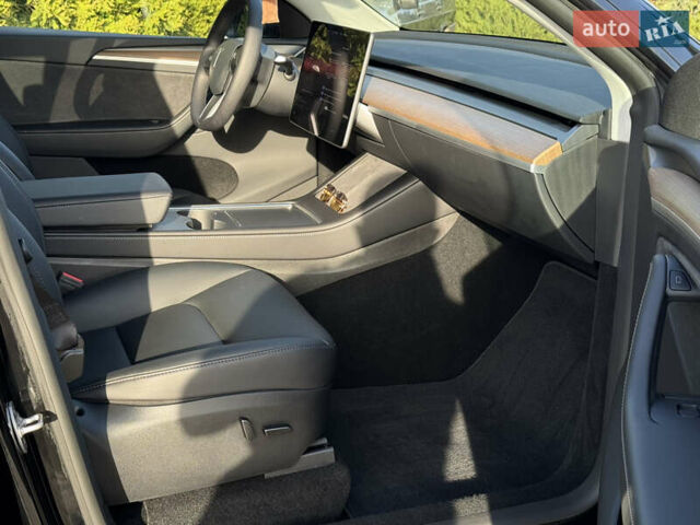 Чорний Тесла Model Y, об'ємом двигуна 0 л та пробігом 39 тис. км за 28500 $, фото 24 на Automoto.ua