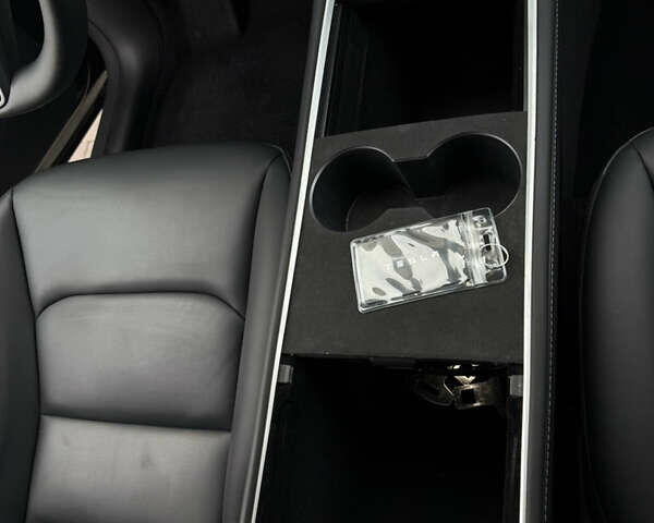 Чорний Тесла Model Y, об'ємом двигуна 0 л та пробігом 55 тис. км за 28100 $, фото 20 на Automoto.ua