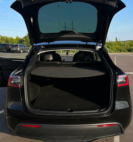Черный Тесла Model Y, объемом двигателя 0 л и пробегом 22 тыс. км за 25500 $, фото 31 на Automoto.ua