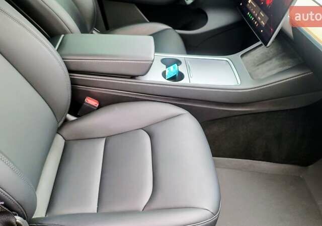 Чорний Тесла Model Y, об'ємом двигуна 0 л та пробігом 54 тис. км за 28000 $, фото 38 на Automoto.ua