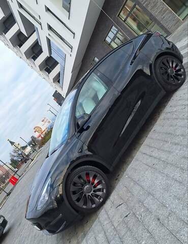 Черный Тесла Model Y, объемом двигателя 0 л и пробегом 27 тыс. км за 31300 $, фото 15 на Automoto.ua