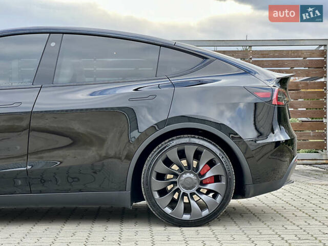 Чорний Тесла Model Y, об'ємом двигуна 0 л та пробігом 38 тис. км за 30799 $, фото 32 на Automoto.ua