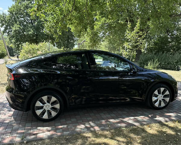 Черный Тесла Model Y, объемом двигателя 0 л и пробегом 30 тыс. км за 27900 $, фото 14 на Automoto.ua