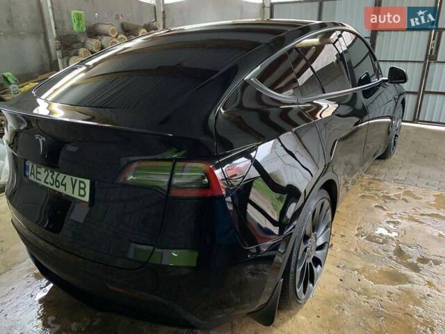 Черный Тесла Model Y, объемом двигателя 0 л и пробегом 12 тыс. км за 35000 $, фото 4 на Automoto.ua