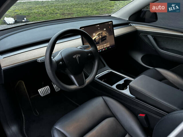 Чорний Тесла Model Y, об'ємом двигуна 0 л та пробігом 26 тис. км за 33000 $, фото 15 на Automoto.ua