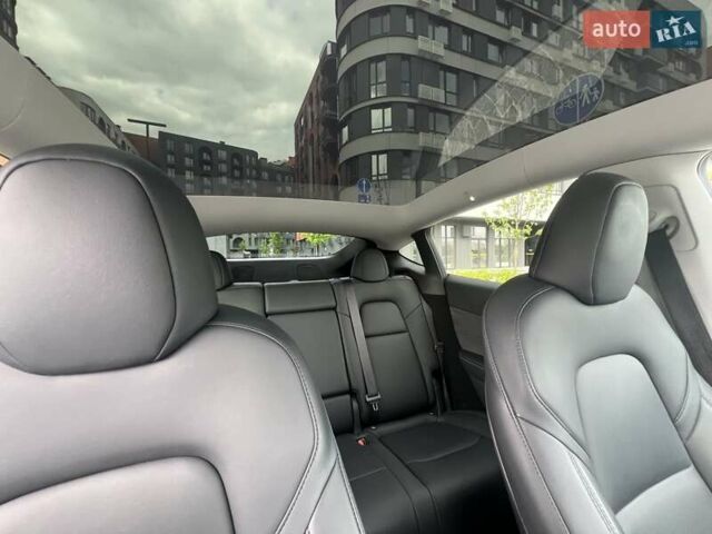 Черный Тесла Model Y, объемом двигателя 0 л и пробегом 44 тыс. км за 37200 $, фото 24 на Automoto.ua