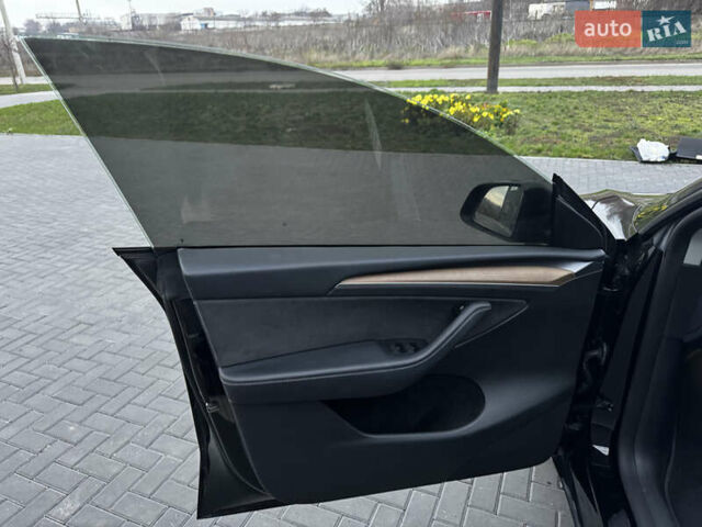 Чорний Тесла Model Y, об'ємом двигуна 0 л та пробігом 26 тис. км за 33000 $, фото 13 на Automoto.ua