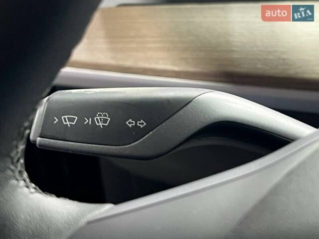 Черный Тесла Model Y, объемом двигателя 0 л и пробегом 5 тыс. км за 32000 $, фото 19 на Automoto.ua