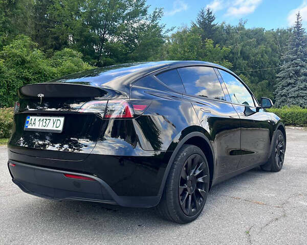 Черный Тесла Model Y, объемом двигателя 0 л и пробегом 35 тыс. км за 26500 $, фото 15 на Automoto.ua