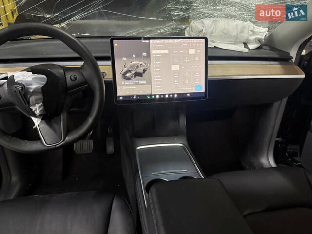 Черный Тесла Model Y, объемом двигателя 0 л и пробегом 46 тыс. км за 16300 $, фото 6 на Automoto.ua