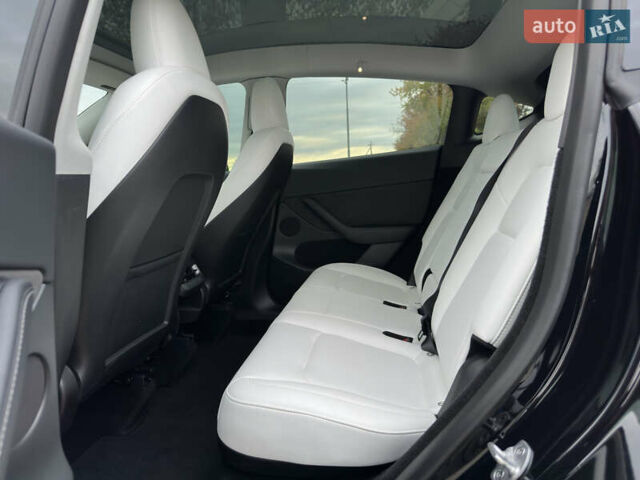 Чорний Тесла Model Y, об'ємом двигуна 0 л та пробігом 38 тис. км за 30799 $, фото 72 на Automoto.ua