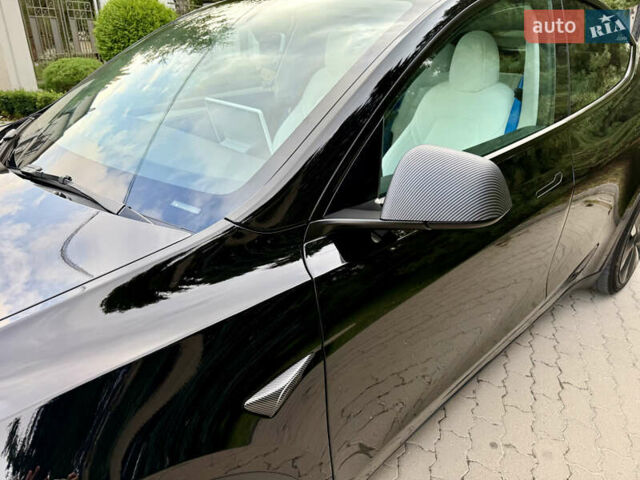 Черный Тесла Model Y, объемом двигателя 0 л и пробегом 32 тыс. км за 33700 $, фото 10 на Automoto.ua