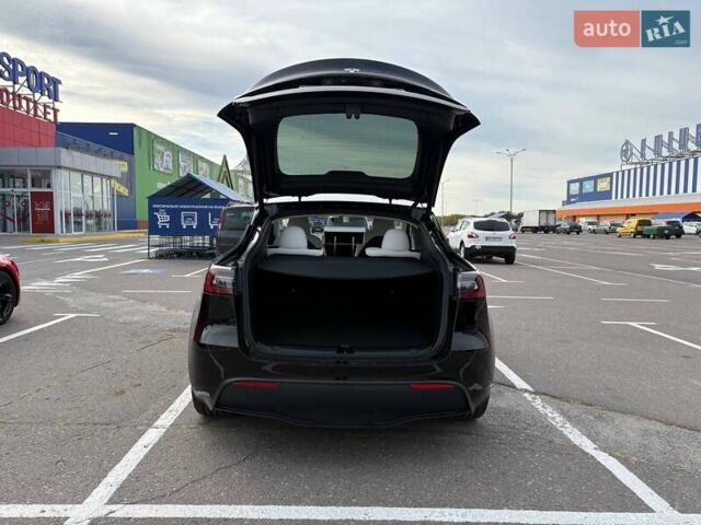 Черный Тесла Model Y, объемом двигателя 0 л и пробегом 34 тыс. км за 25000 $, фото 10 на Automoto.ua