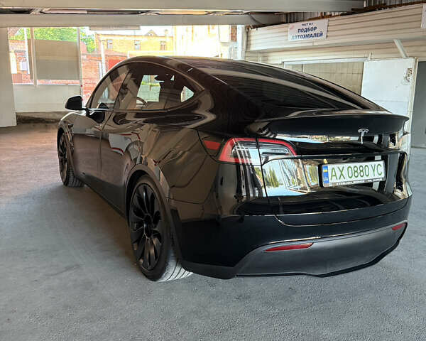 Черный Тесла Model Y, объемом двигателя 0 л и пробегом 28 тыс. км за 35700 $, фото 3 на Automoto.ua