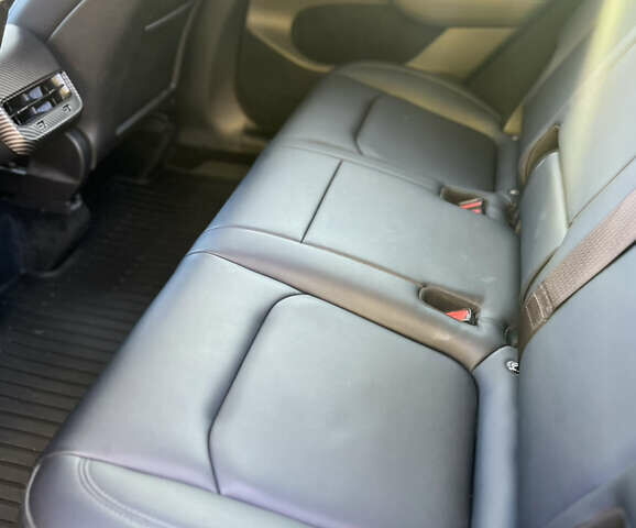 Черный Тесла Model Y, объемом двигателя 0 л и пробегом 35 тыс. км за 36000 $, фото 15 на Automoto.ua