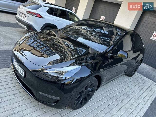 Черный Тесла Model Y, объемом двигателя 0 л и пробегом 65 тыс. км за 25555 $, фото 9 на Automoto.ua