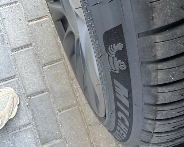 Чорний Тесла Model Y, об'ємом двигуна 0 л та пробігом 28 тис. км за 33000 $, фото 47 на Automoto.ua