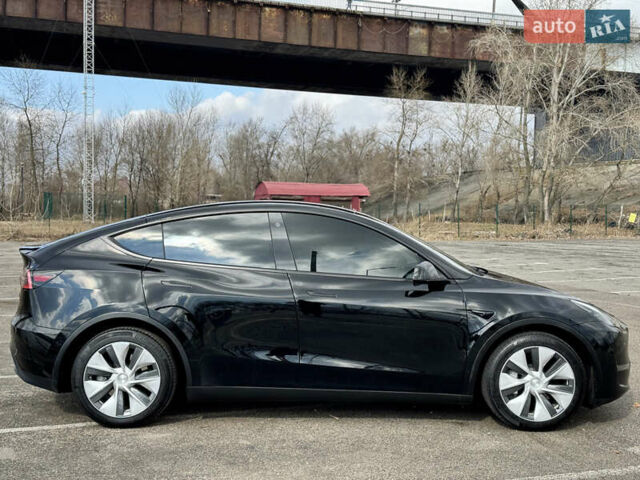 Черный Тесла Model Y, объемом двигателя 0 л и пробегом 29 тыс. км за 27077 $, фото 19 на Automoto.ua