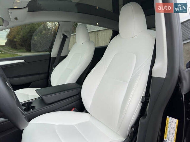 Чорний Тесла Model Y, об'ємом двигуна 0 л та пробігом 38 тис. км за 30799 $, фото 54 на Automoto.ua