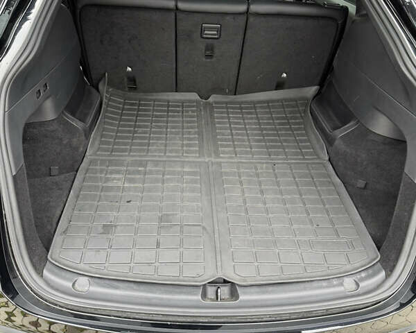 Черный Тесла Model Y, объемом двигателя 0 л и пробегом 80 тыс. км за 28000 $, фото 12 на Automoto.ua