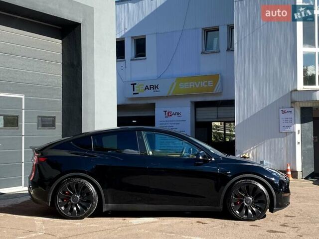 Черный Тесла Model Y, объемом двигателя 0 л и пробегом 17 тыс. км за 34500 $, фото 9 на Automoto.ua