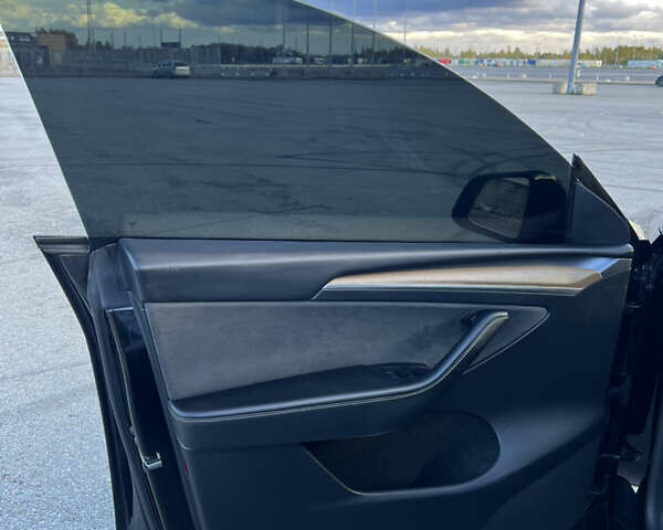 Черный Тесла Model Y, объемом двигателя 0 л и пробегом 123 тыс. км за 26400 $, фото 23 на Automoto.ua