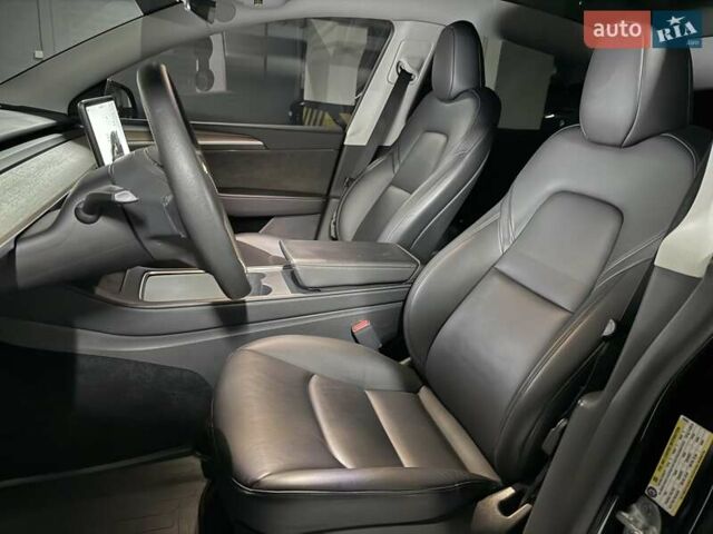 Чорний Тесла Model Y, об'ємом двигуна 0 л та пробігом 39 тис. км за 27500 $, фото 22 на Automoto.ua