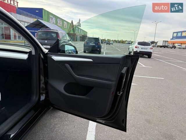 Черный Тесла Model Y, объемом двигателя 0 л и пробегом 34 тыс. км за 25000 $, фото 19 на Automoto.ua