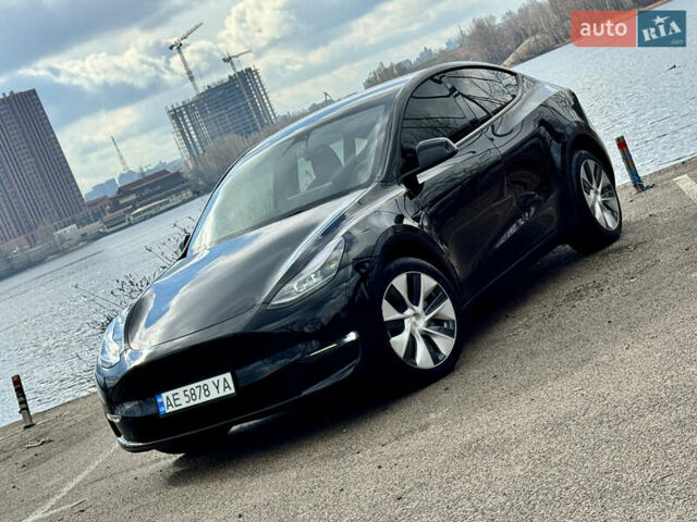 Черный Тесла Model Y, объемом двигателя 0 л и пробегом 29 тыс. км за 27077 $, фото 5 на Automoto.ua