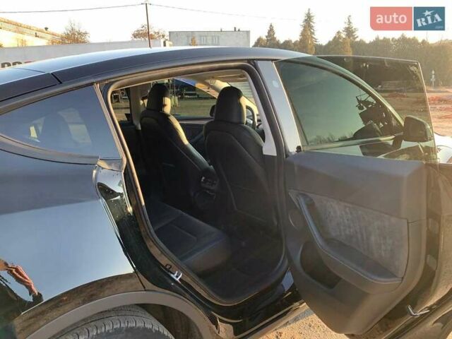 Черный Тесла Model Y, объемом двигателя 0 л и пробегом 25 тыс. км за 26500 $, фото 23 на Automoto.ua