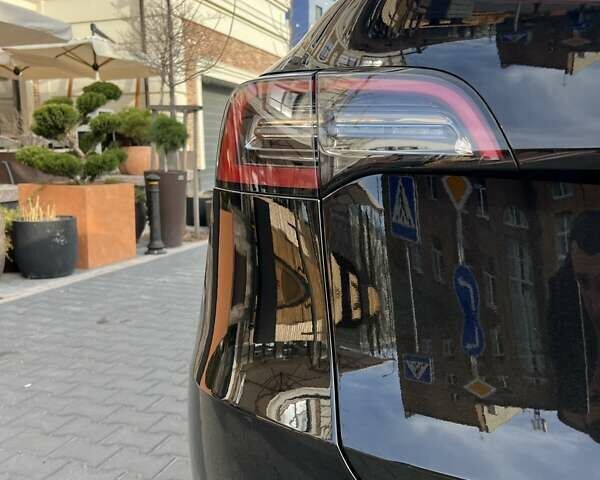 Черный Тесла Model Y, объемом двигателя 0 л и пробегом 21 тыс. км за 30500 $, фото 13 на Automoto.ua