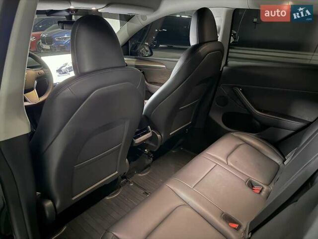 Черный Тесла Model Y, объемом двигателя 0 л и пробегом 39 тыс. км за 29500 $, фото 20 на Automoto.ua