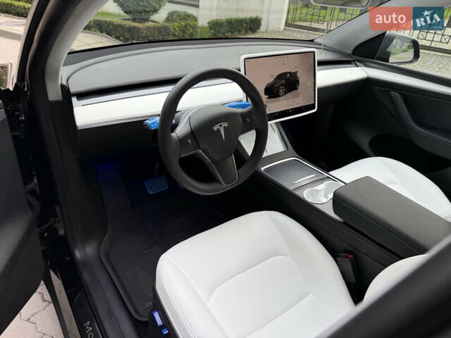 Черный Тесла Model Y, объемом двигателя 0 л и пробегом 32 тыс. км за 33700 $, фото 15 на Automoto.ua