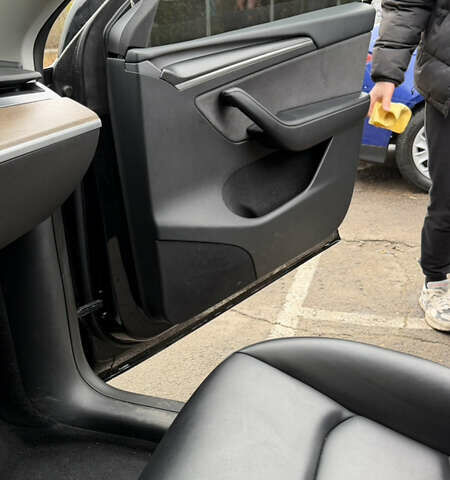 Чорний Тесла Model Y, об'ємом двигуна 0 л та пробігом 48 тис. км за 27500 $, фото 8 на Automoto.ua