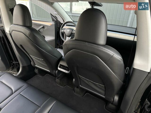 Черный Тесла Model Y, объемом двигателя 0 л и пробегом 39 тыс. км за 25000 $, фото 14 на Automoto.ua