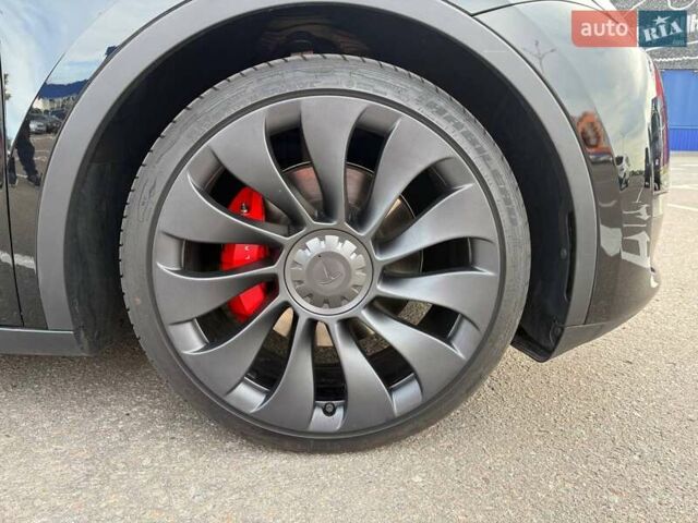 Черный Тесла Model Y, объемом двигателя 0 л и пробегом 34 тыс. км за 25000 $, фото 20 на Automoto.ua