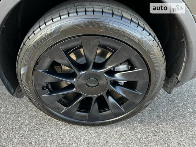 Черный Тесла Model Y, объемом двигателя 0 л и пробегом 32 тыс. км за 33900 $, фото 7 на Automoto.ua
