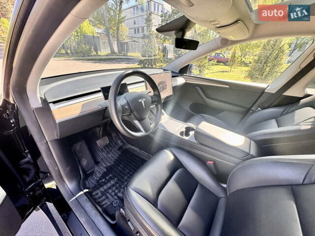 Чорний Тесла Model Y, об'ємом двигуна 0 л та пробігом 48 тис. км за 28999 $, фото 9 на Automoto.ua