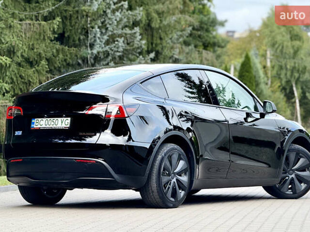 Черный Тесла Model Y, объемом двигателя 0 л и пробегом 32 тыс. км за 33700 $, фото 8 на Automoto.ua