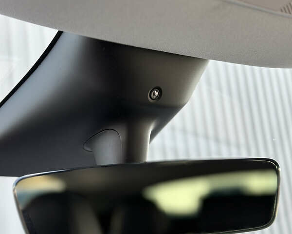 Черный Тесла Model Y, объемом двигателя 0 л и пробегом 39 тыс. км за 25000 $, фото 25 на Automoto.ua