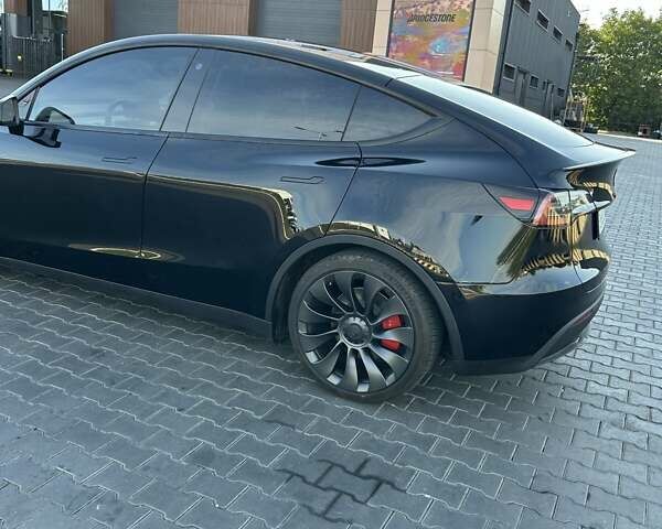 Черный Тесла Model Y, объемом двигателя 0 л и пробегом 14 тыс. км за 30500 $, фото 2 на Automoto.ua