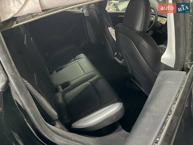 Черный Тесла Model Y, объемом двигателя 0 л и пробегом 46 тыс. км за 16300 $, фото 2 на Automoto.ua