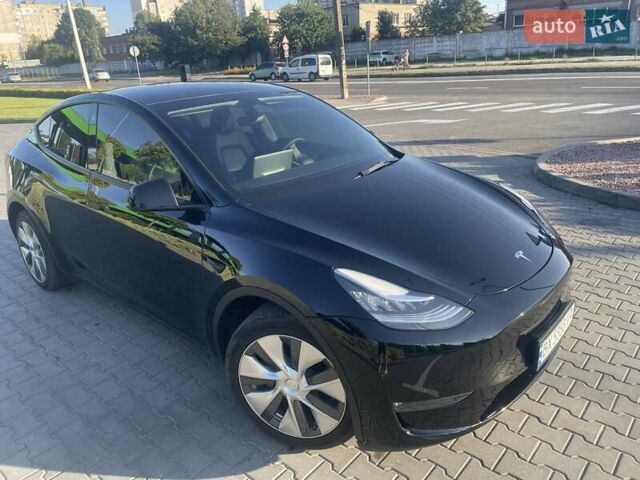 Черный Тесла Model Y, объемом двигателя 0 л и пробегом 46 тыс. км за 33000 $, фото 1 на Automoto.ua