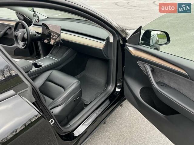 Чорний Тесла Model Y, об'ємом двигуна 0 л та пробігом 43 тис. км за 29700 $, фото 11 на Automoto.ua