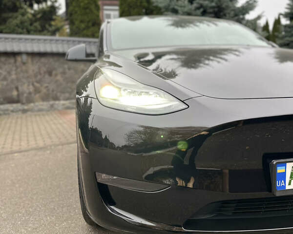 Чорний Тесла Model Y, об'ємом двигуна 0 л та пробігом 49 тис. км за 32000 $, фото 1 на Automoto.ua